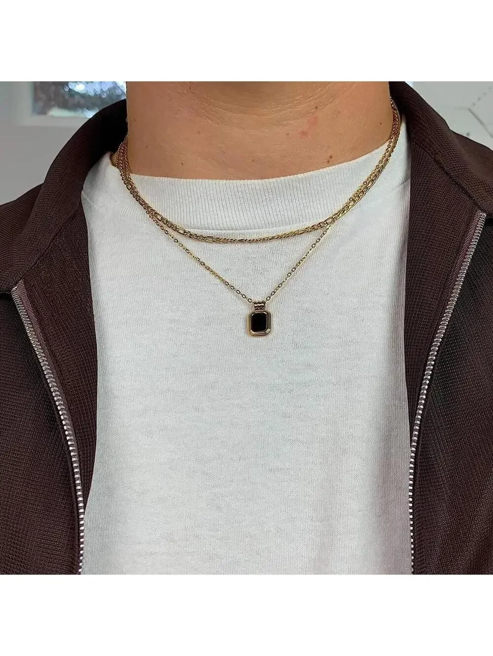 Vintage Style Classy Figaro Gold Chain Black jewel opal pendant necklace. Gold